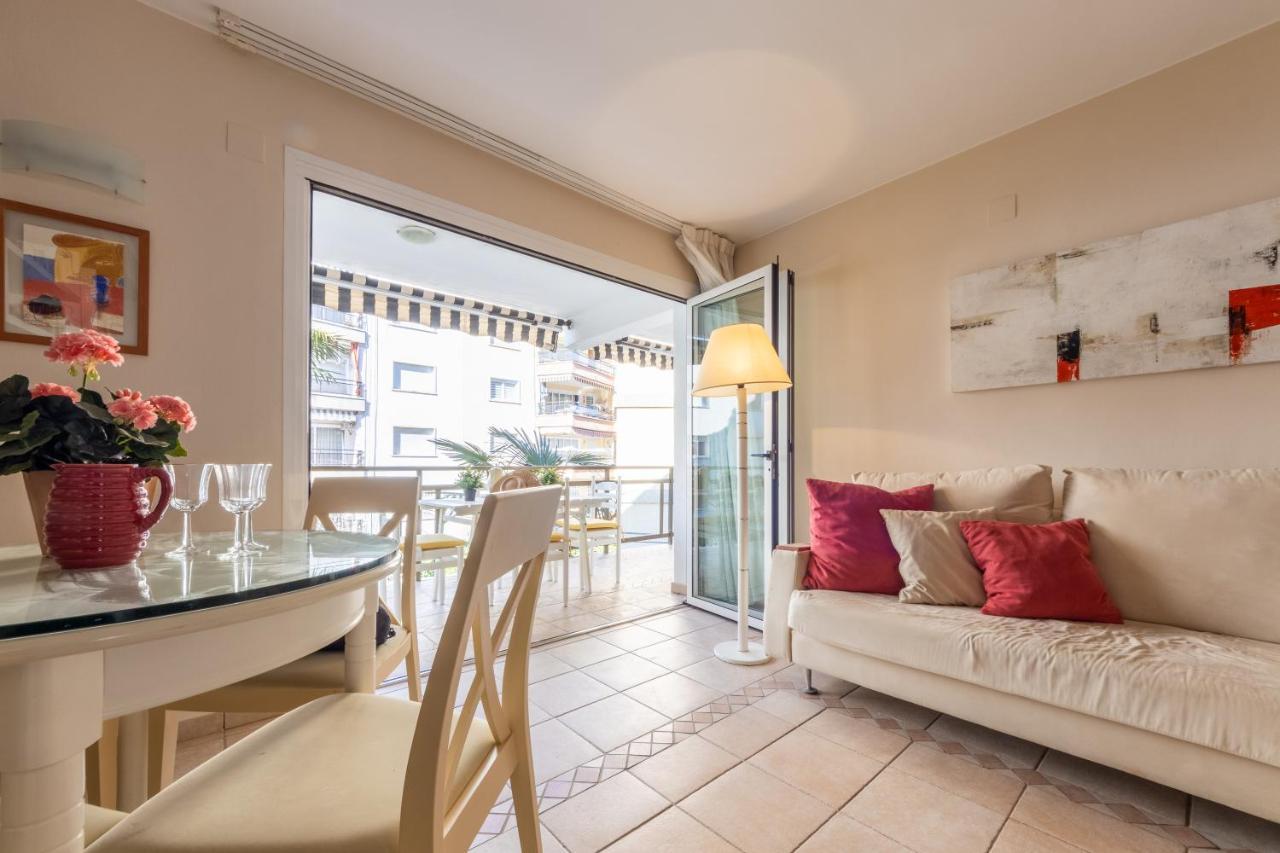 Aragon Premium Arysal Apartman Salou Kültér fotó